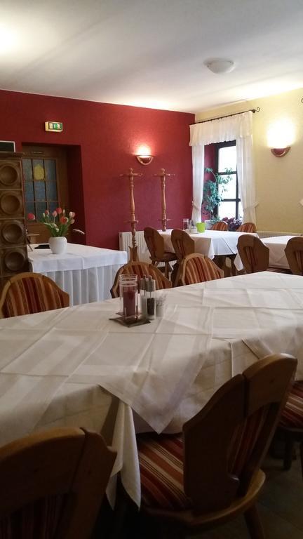 Altes Wirtshaus Foerdergersdorf Bed & Breakfast Tharandt Esterno foto
