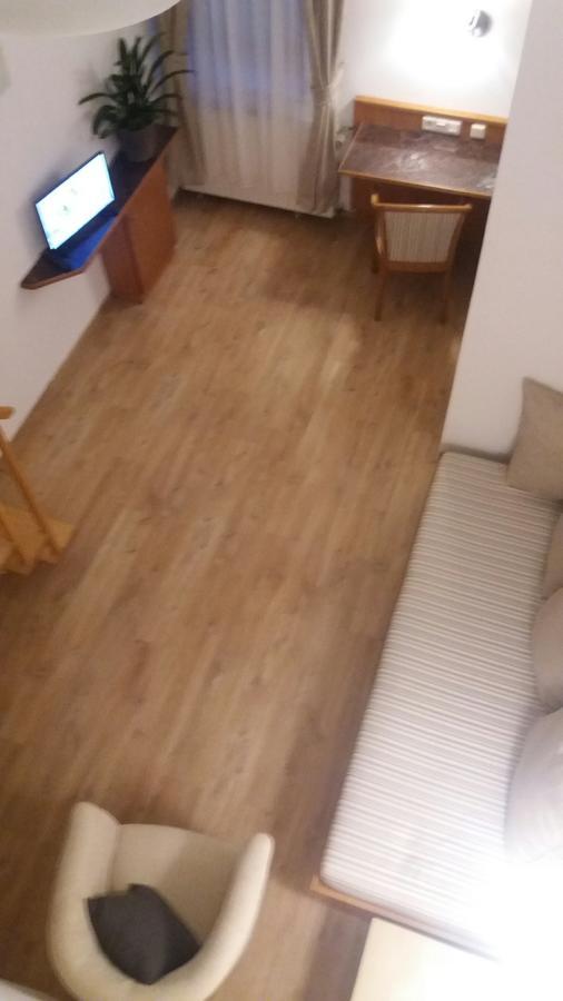 Altes Wirtshaus Foerdergersdorf Bed & Breakfast Tharandt Esterno foto